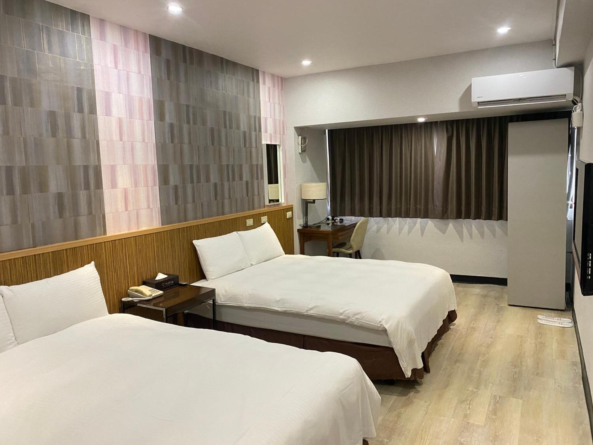 Taipei Toy Hotel Exterior photo